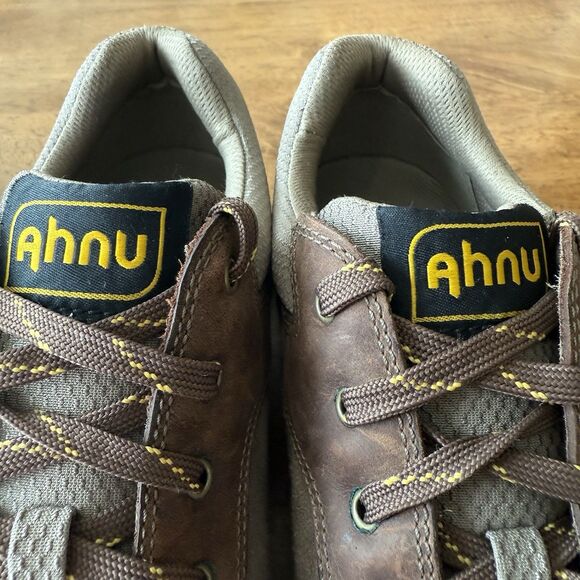 Ahnu Mens Size 9.5 Brown Leather Outdoor Hiking Sneaker Shoes F19616E - Picture 3 of 13